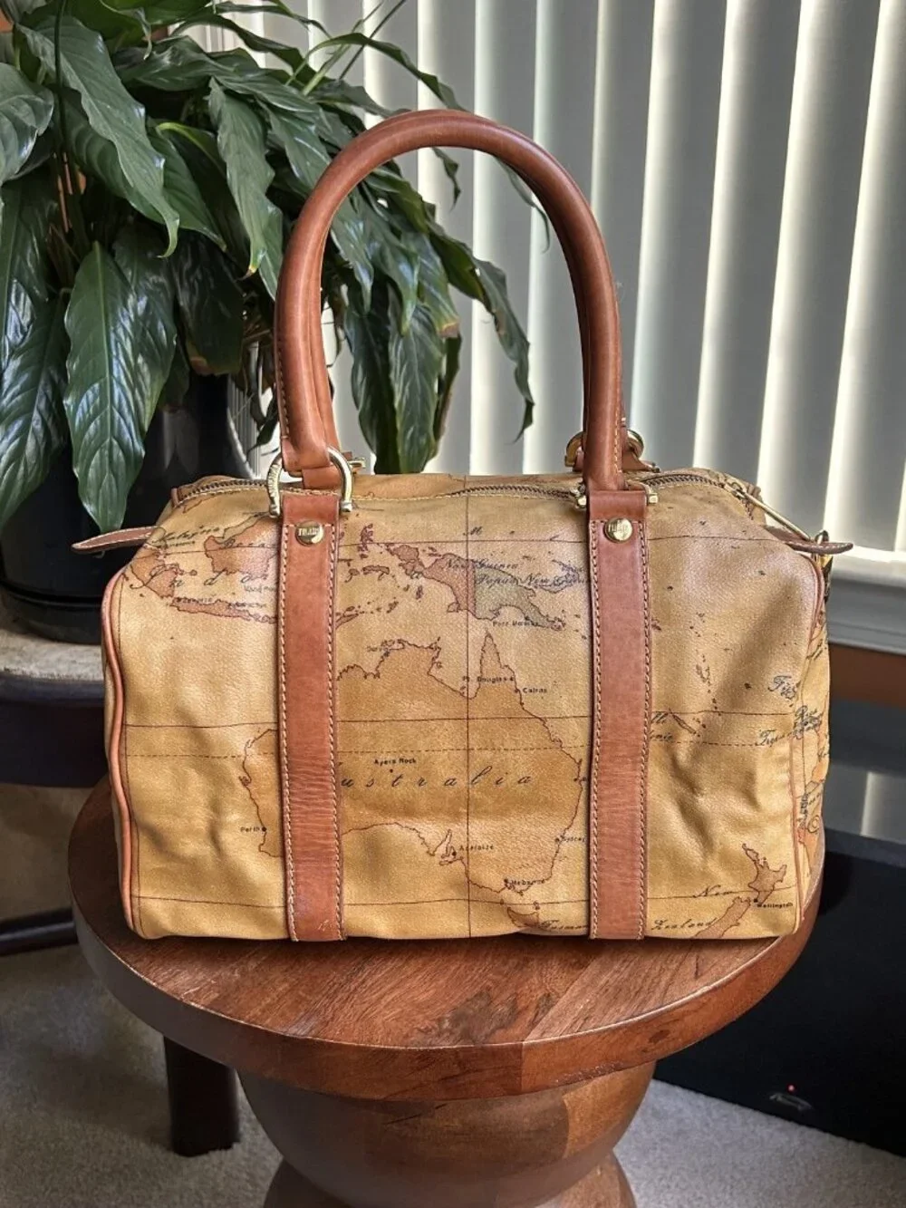 ALVIERO MARTINI Geo Classic Boston Bag, Honey Tan